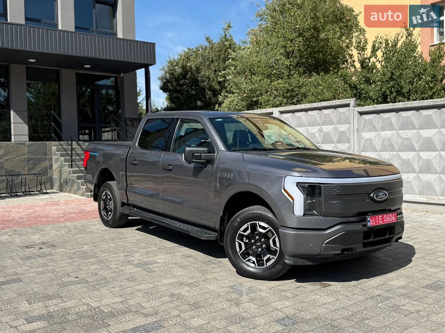 Ford F-150 Lightning, 2023