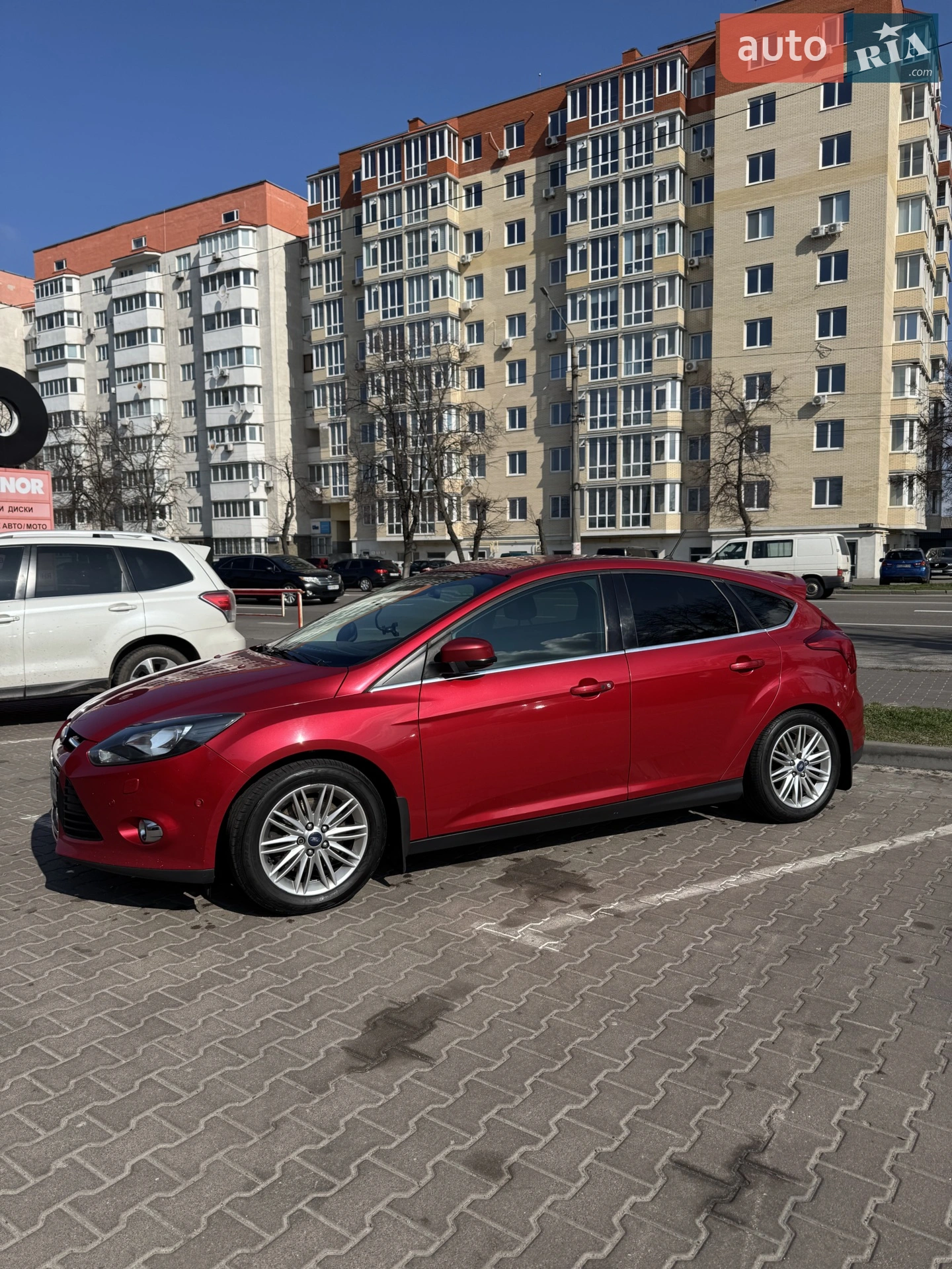 Ford Focus 2011 — 1