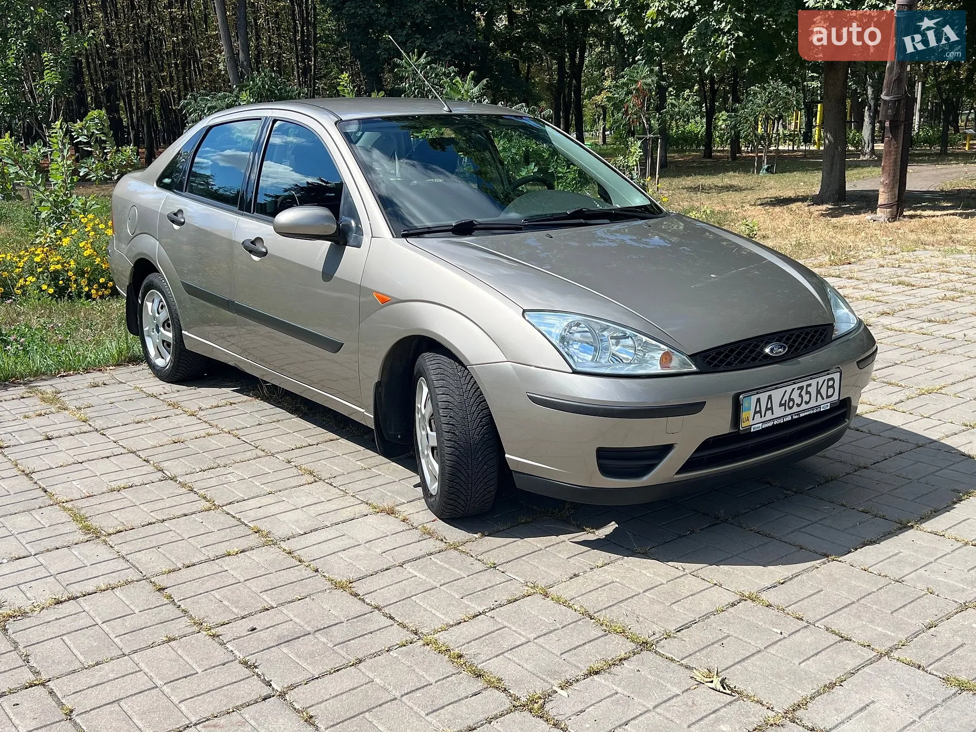 Ford Focus, 2004