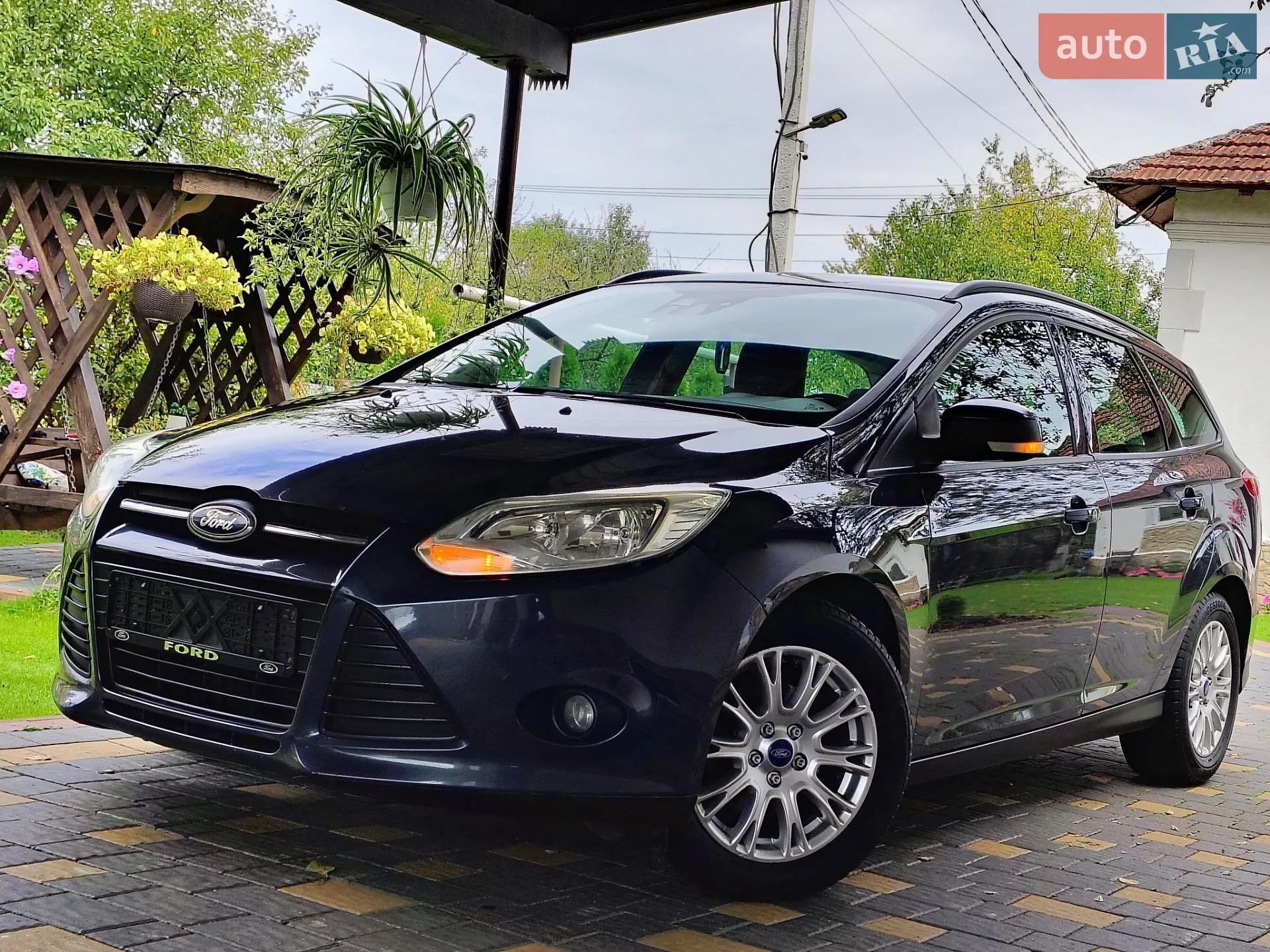 Ford Focus 2011 — 1