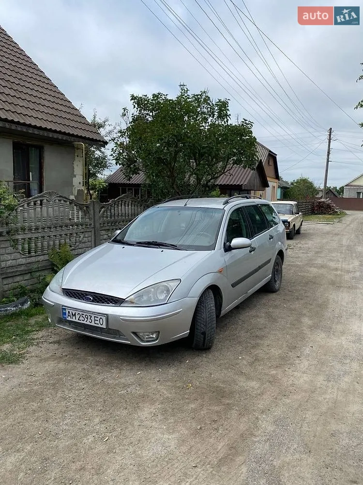 Ford Focus, 2002