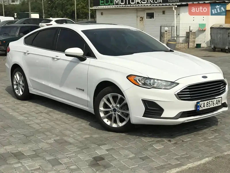 Ford Fusion, 2019