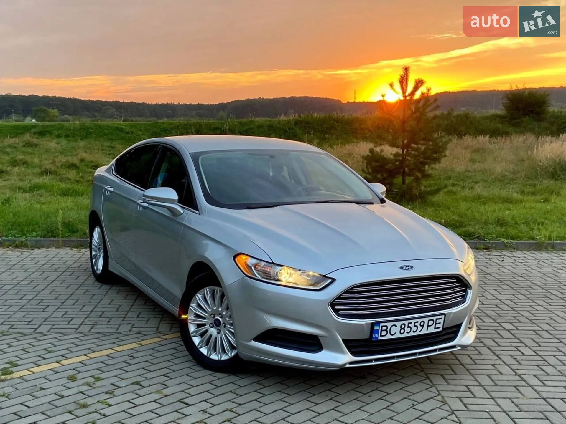 Ford Fusion, 2013