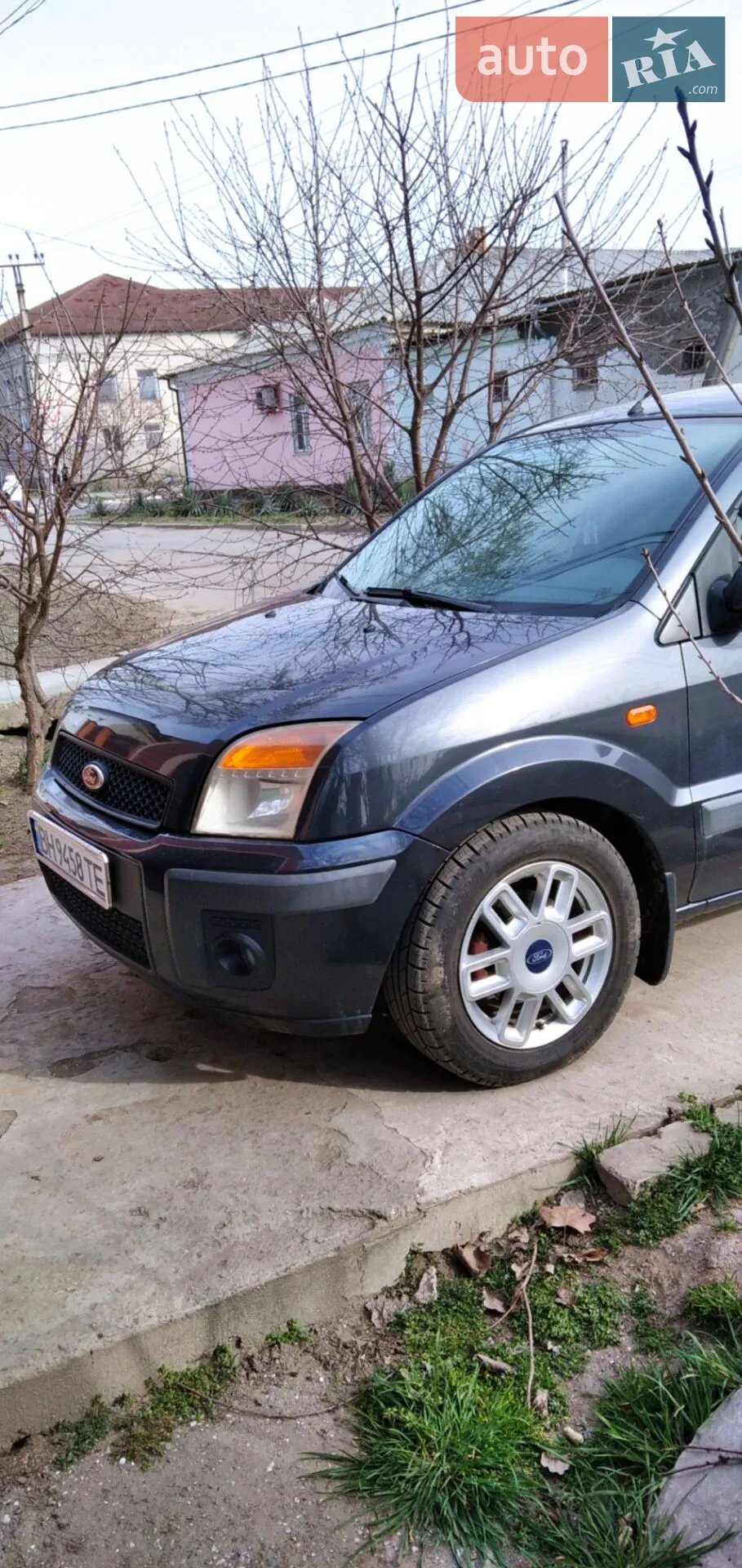 Ford Fusion, 2005