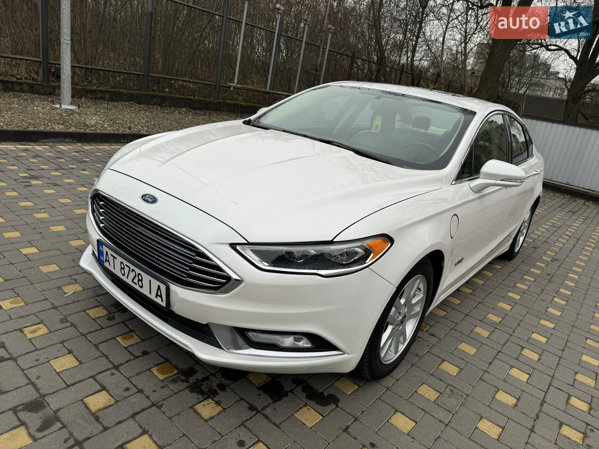 Ford Fusion, 2016
