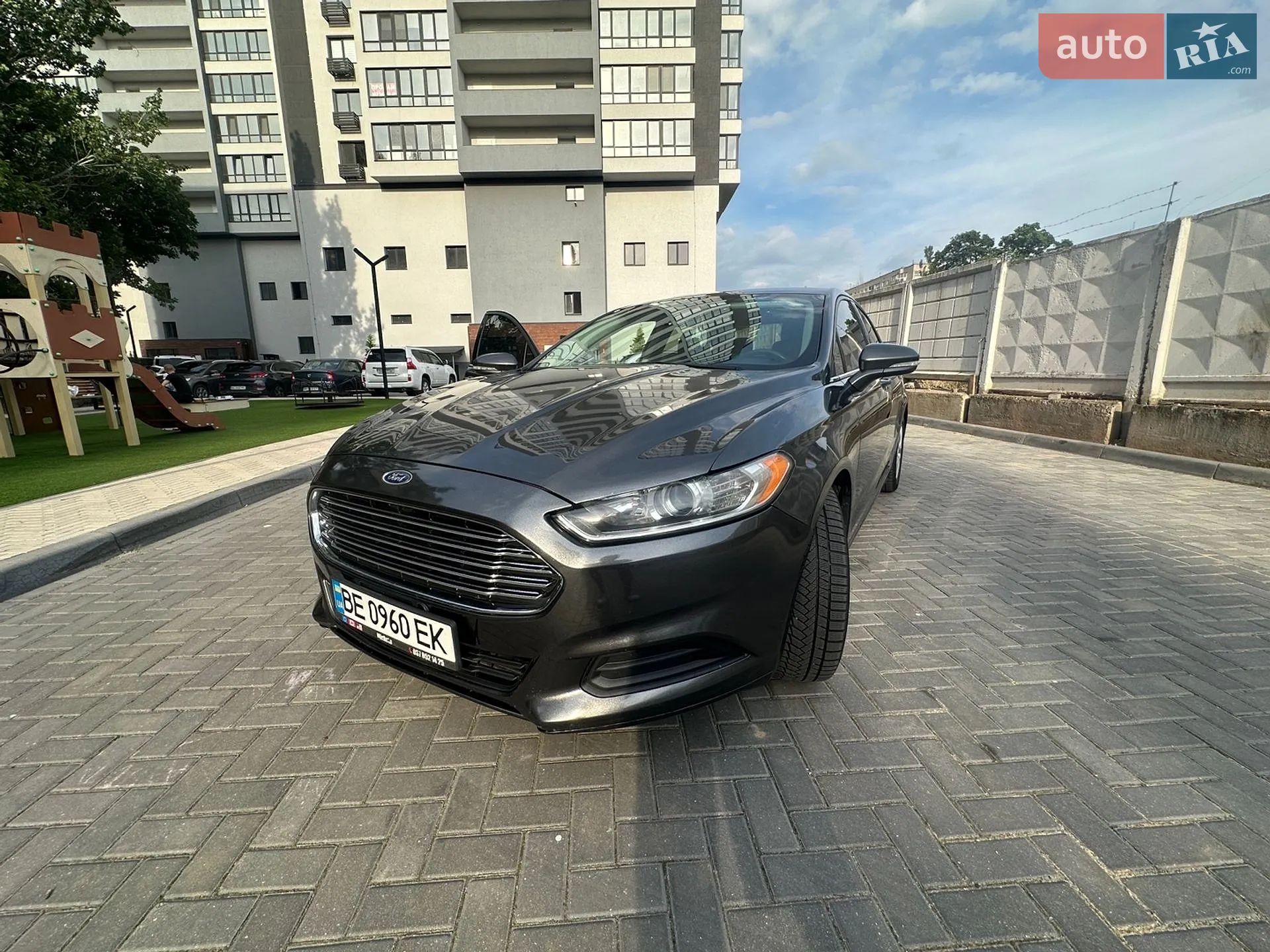 Ford Fusion, 2016