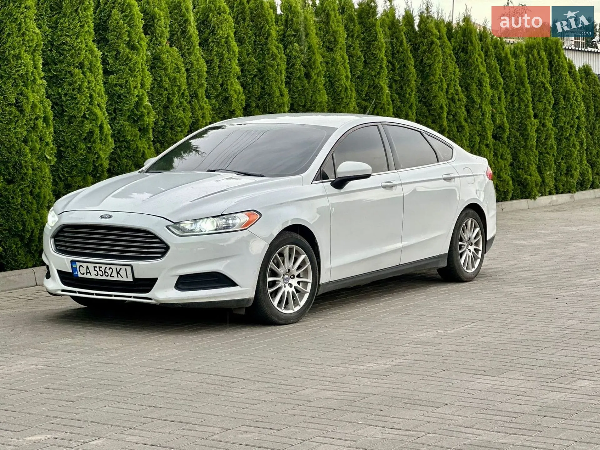 Ford Fusion, 2013