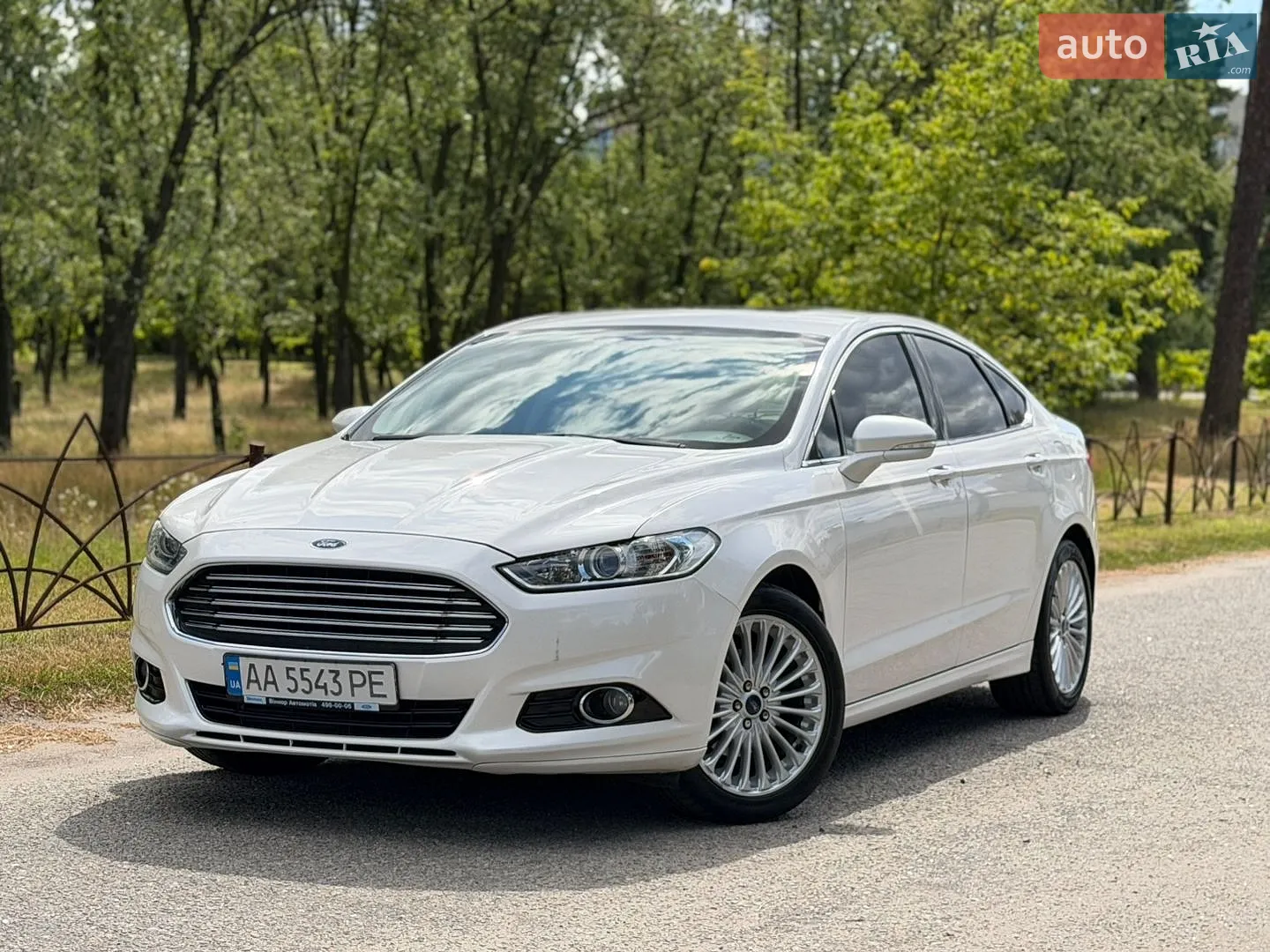 Ford Fusion, 2013