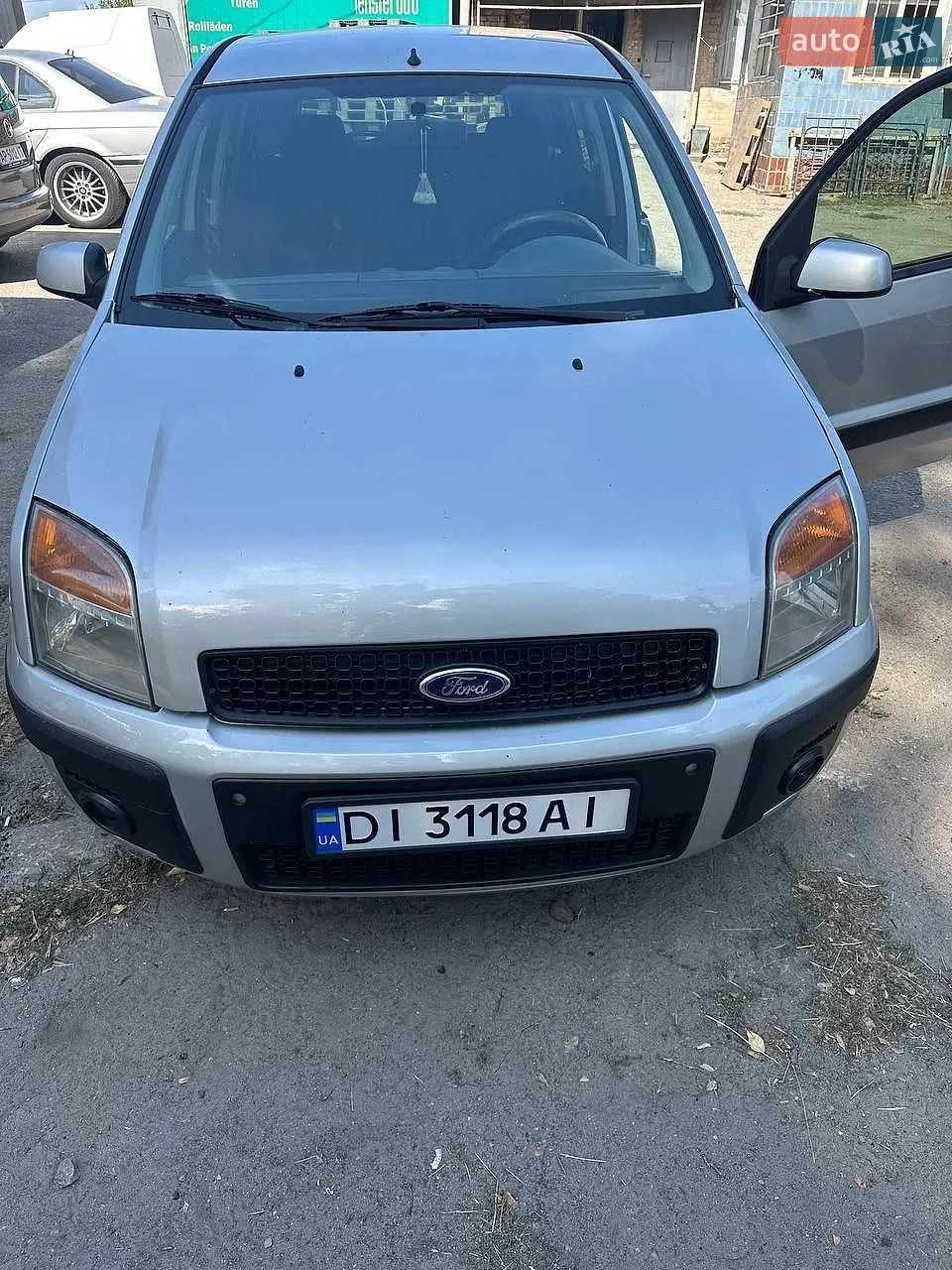 Ford Fusion, 2005