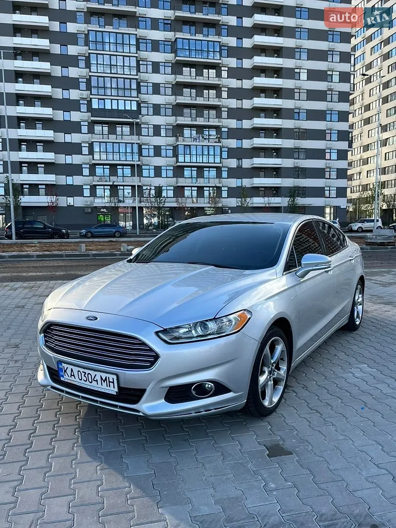 Ford Fusion, 2016