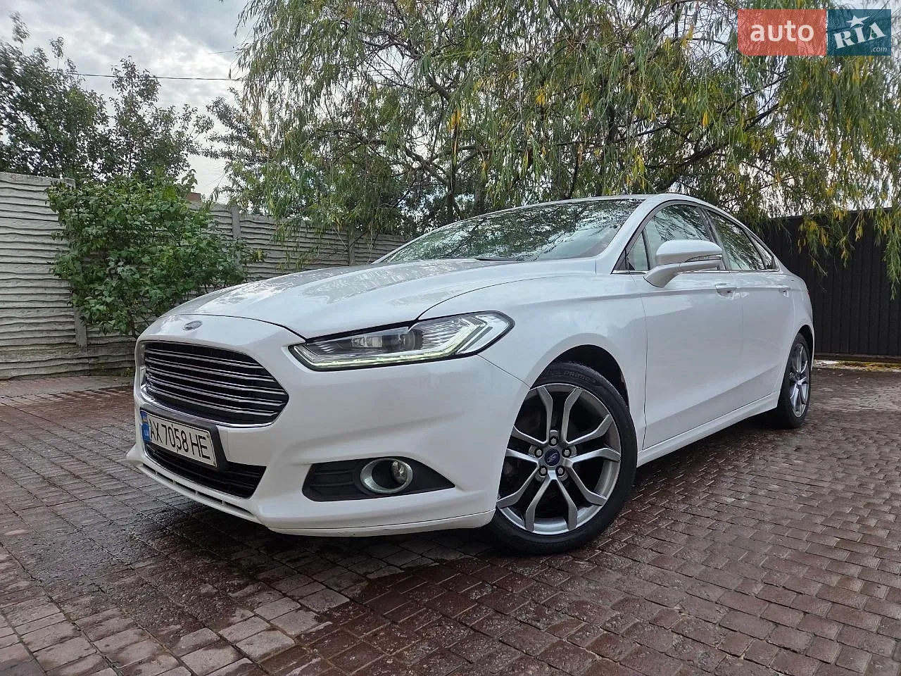 Ford Fusion, 2015