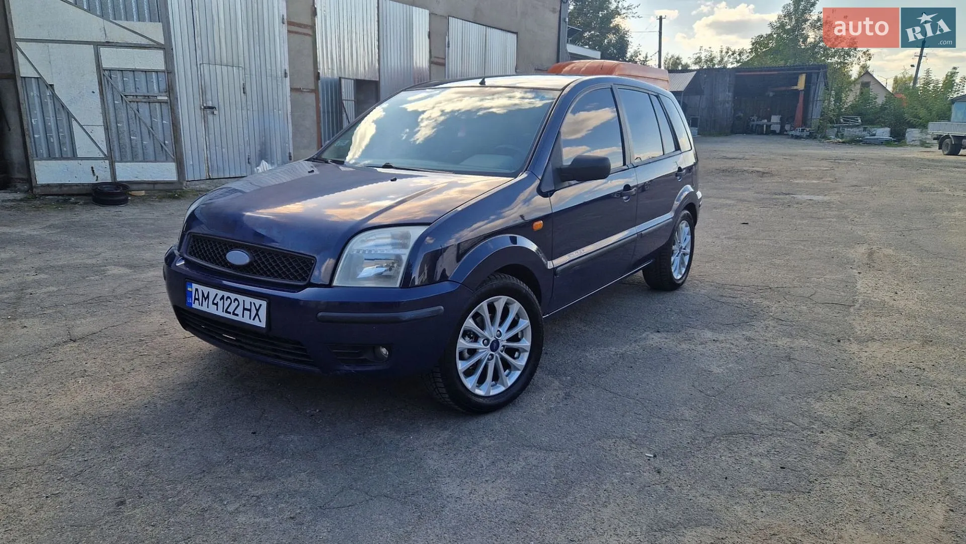 Ford Fusion, 2003