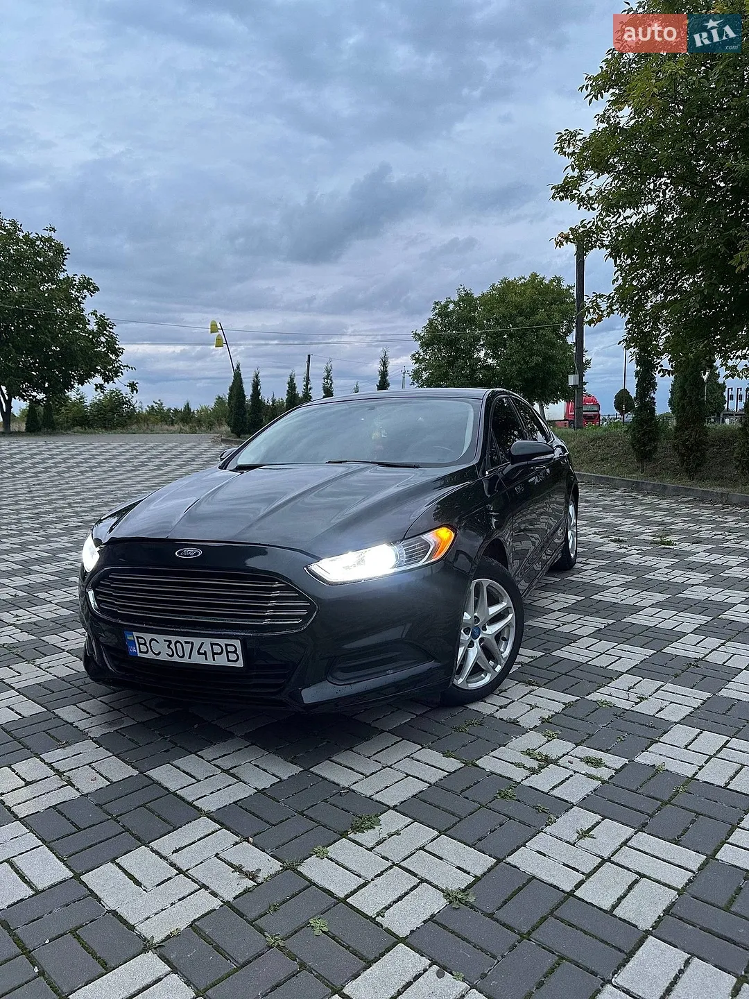 Ford Fusion, 2012