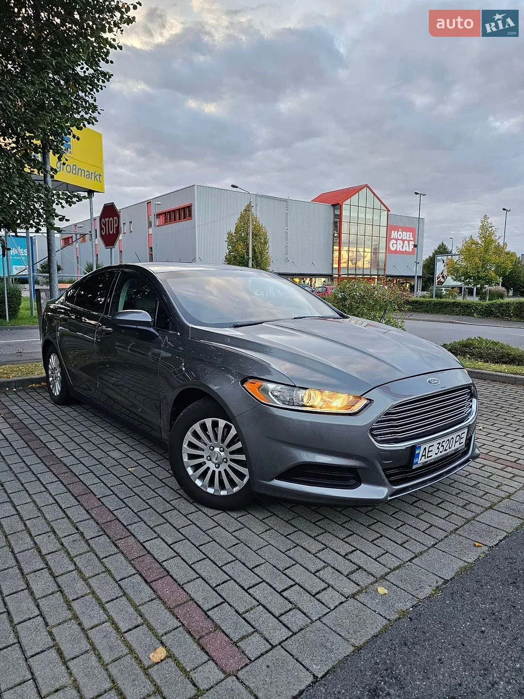 Ford Fusion, 2012