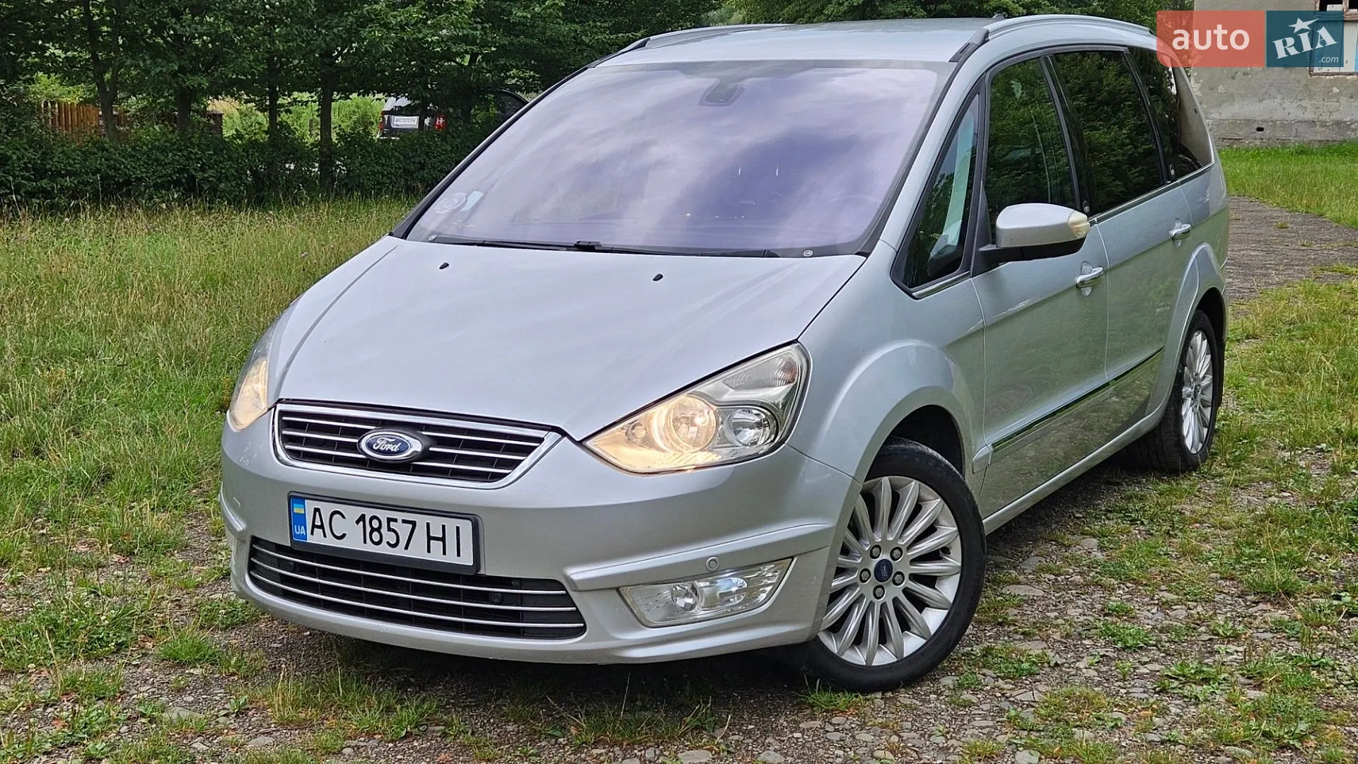 Ford Galaxy 2013 — 1