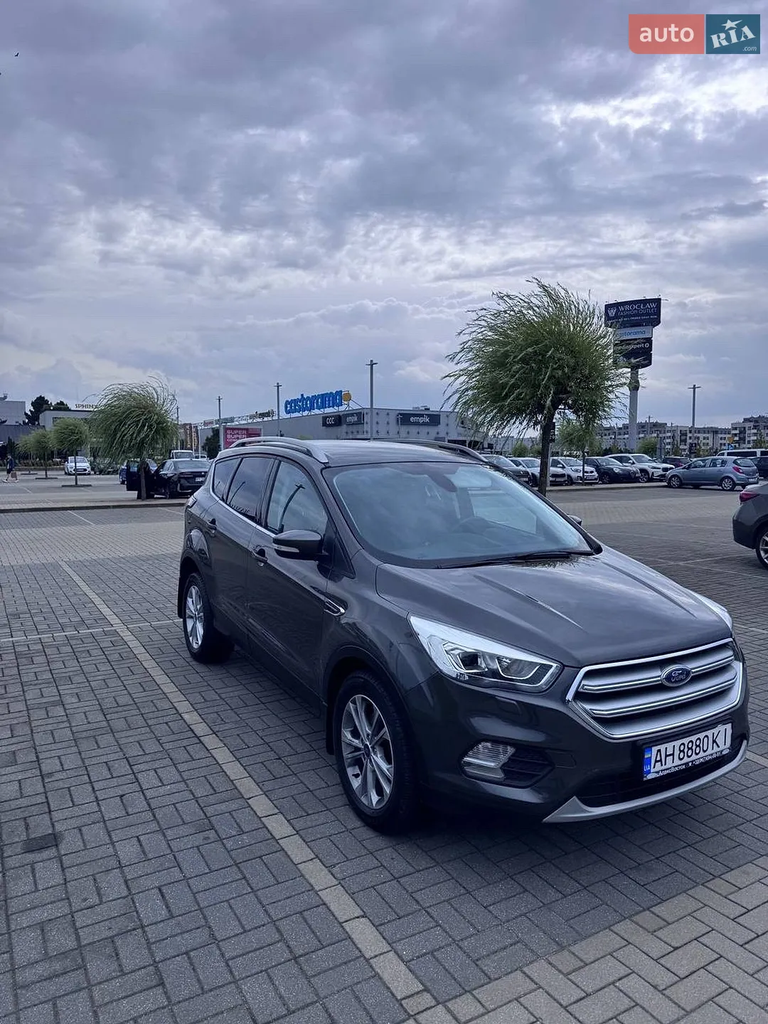 Ford Kuga, 2019