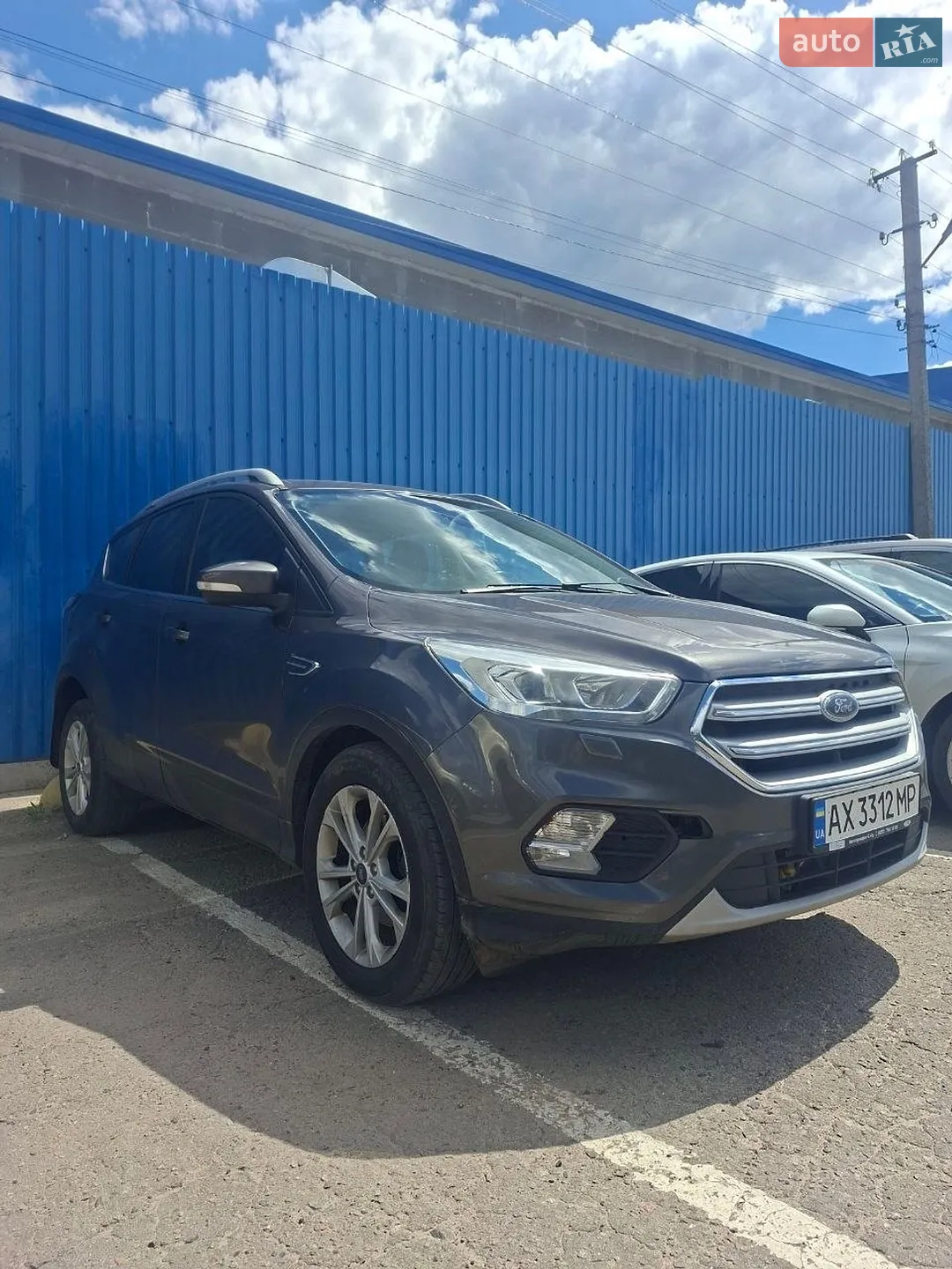 Ford Kuga, 2019