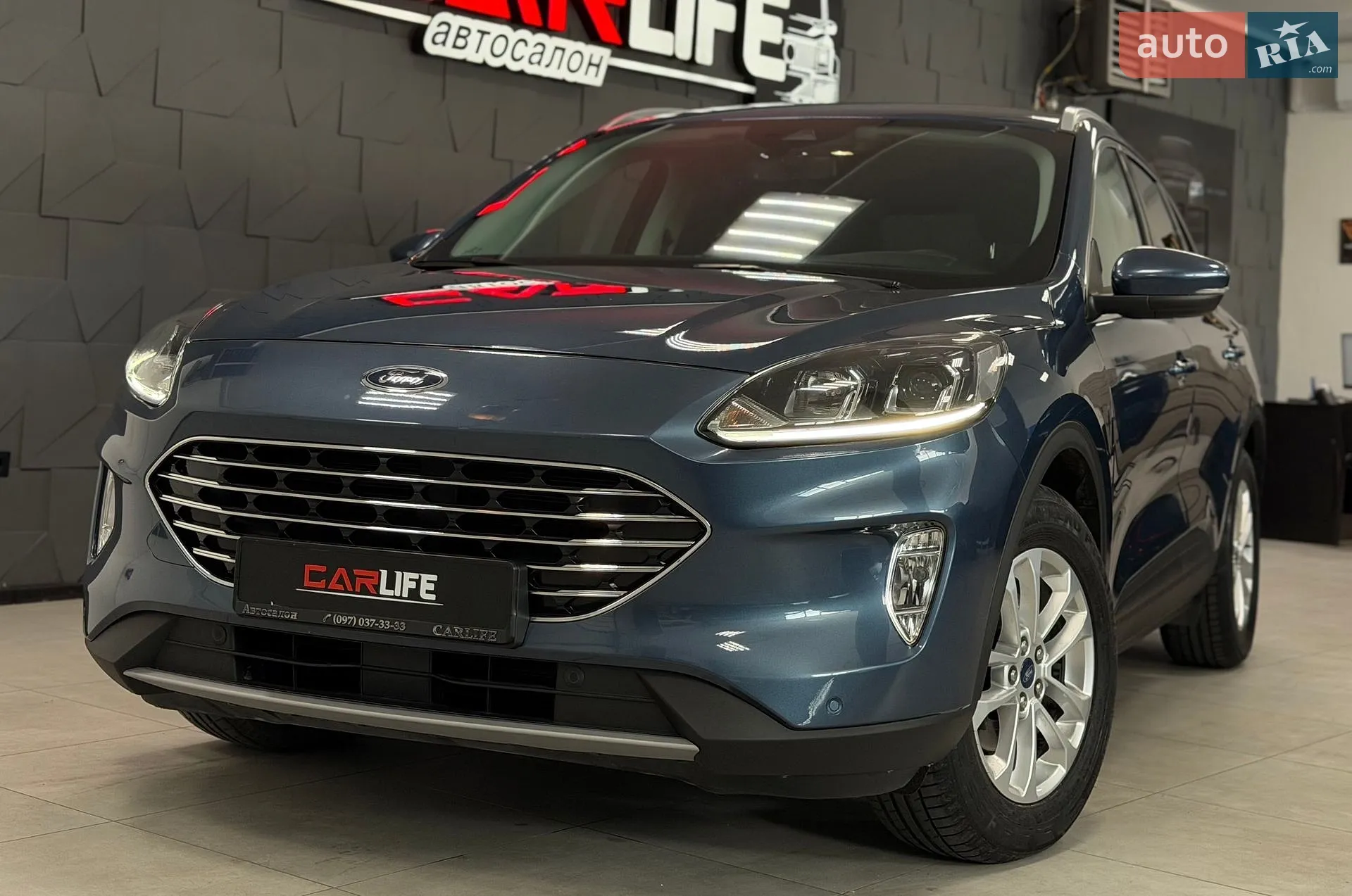 Ford Kuga, 2020