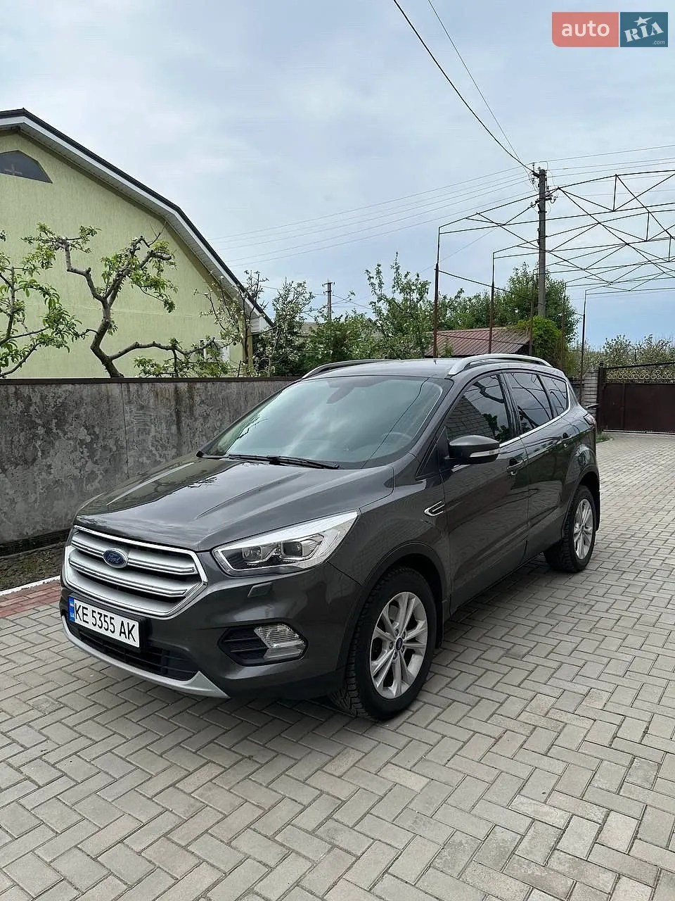 Ford Kuga, 2019