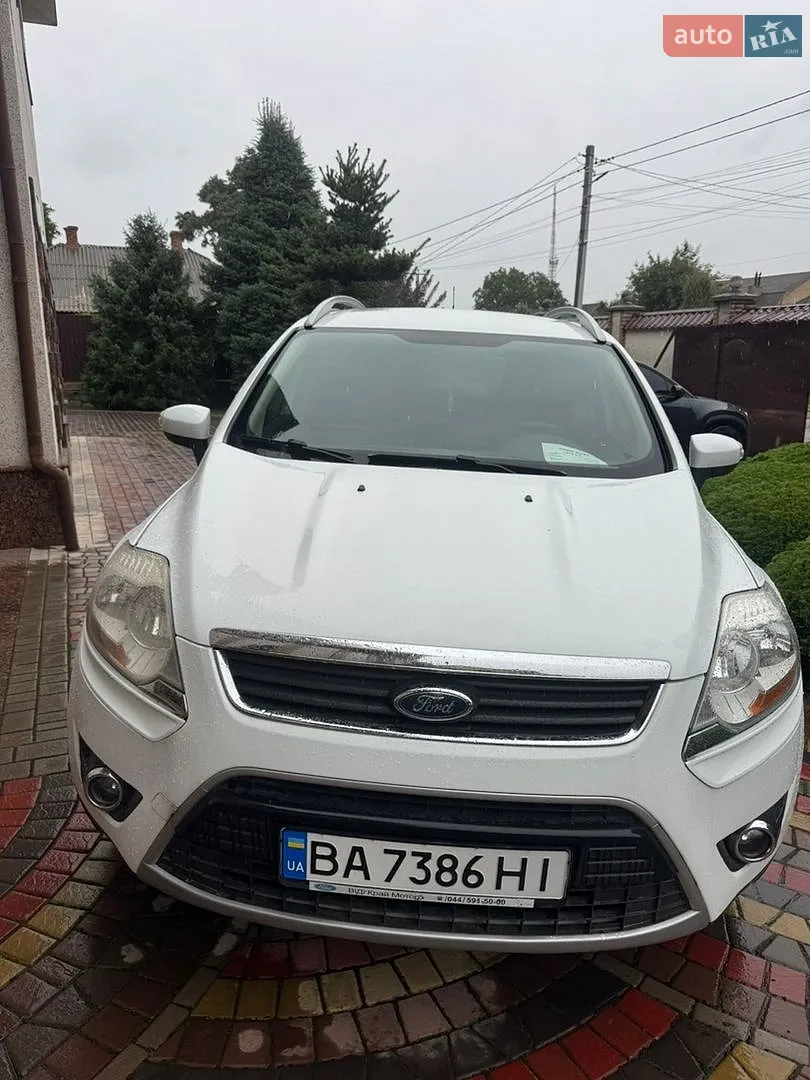 Ford Kuga, 2012