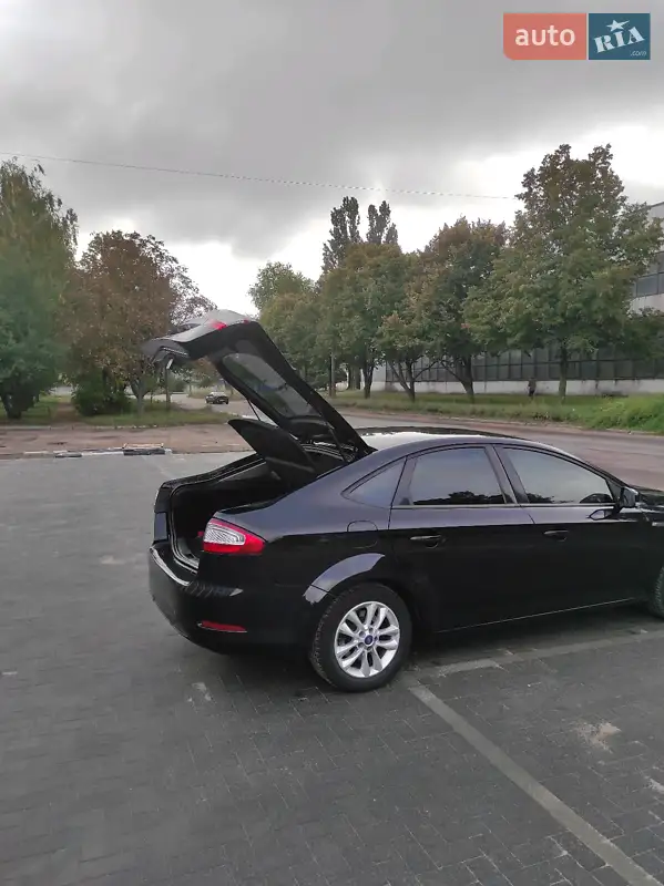 Ford Mondeo, 2011