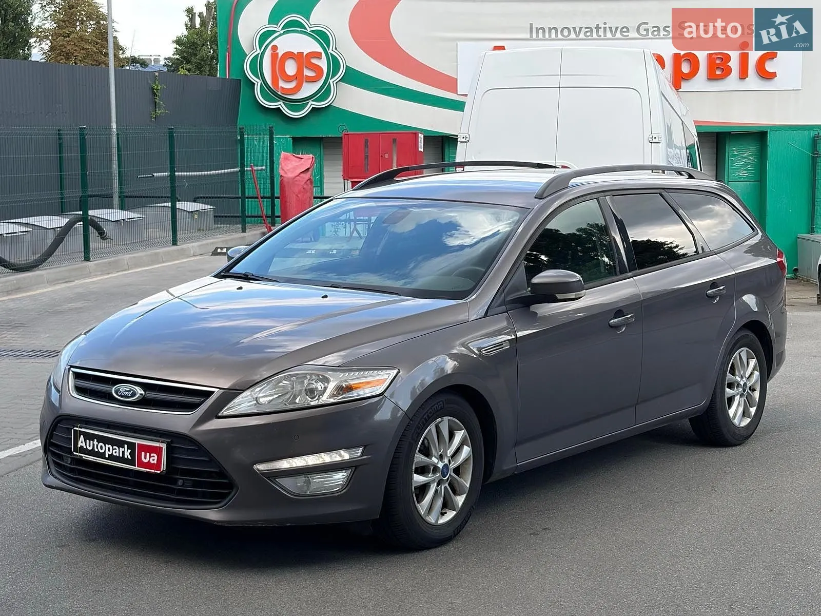 Ford Mondeo, 2011
