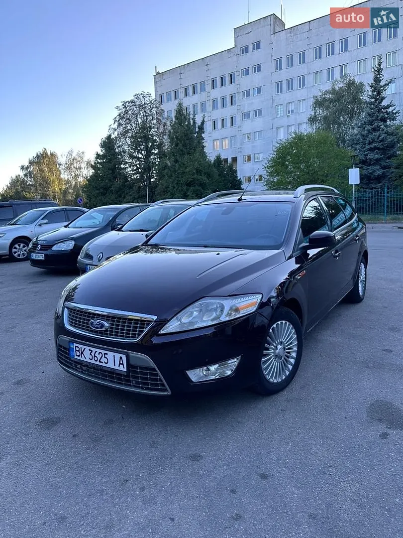 Ford Mondeo 2010 — 1