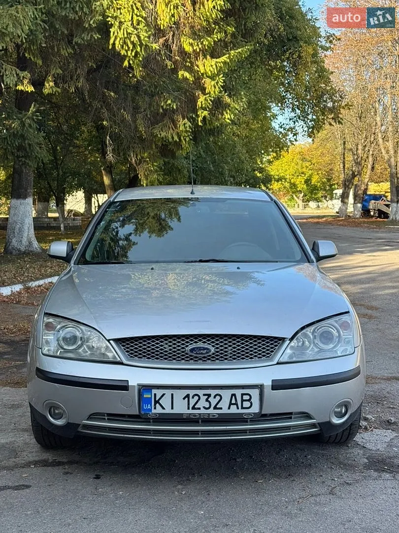 Ford Mondeo, 2001