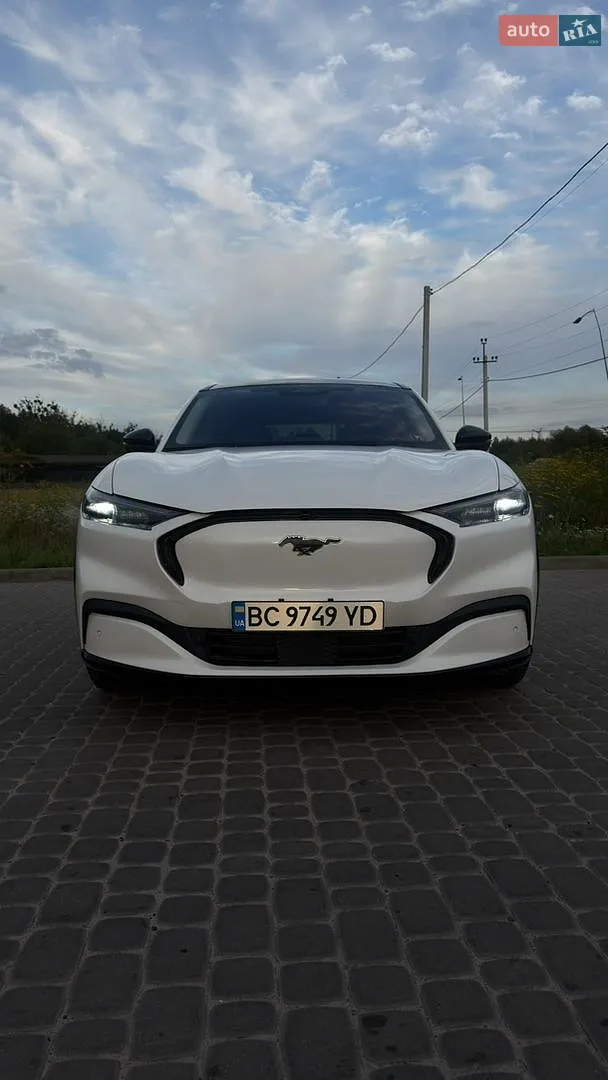 Ford Mustang Mach-E, 2022