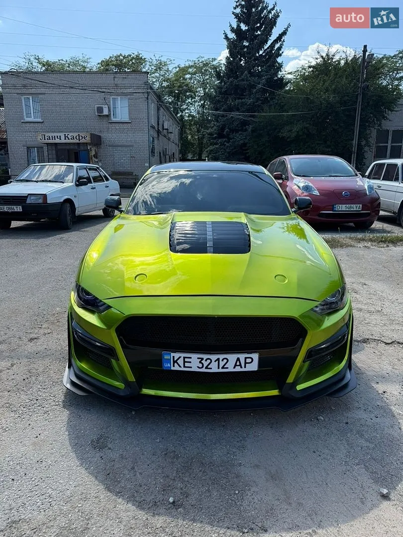 Ford Mustang, 2020