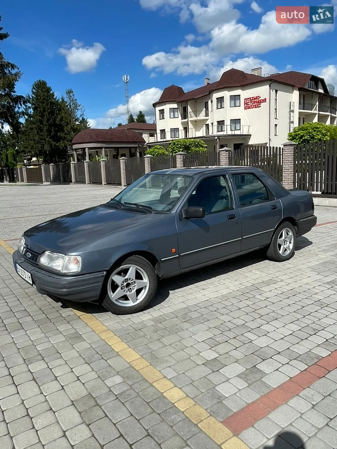 Ford Sierra, 1990