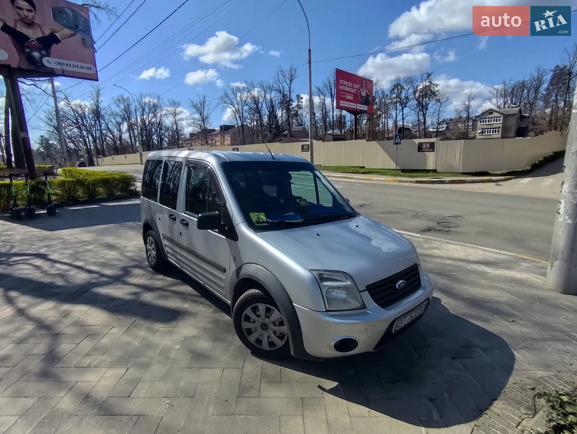 Ford Tourneo Connect, 2011