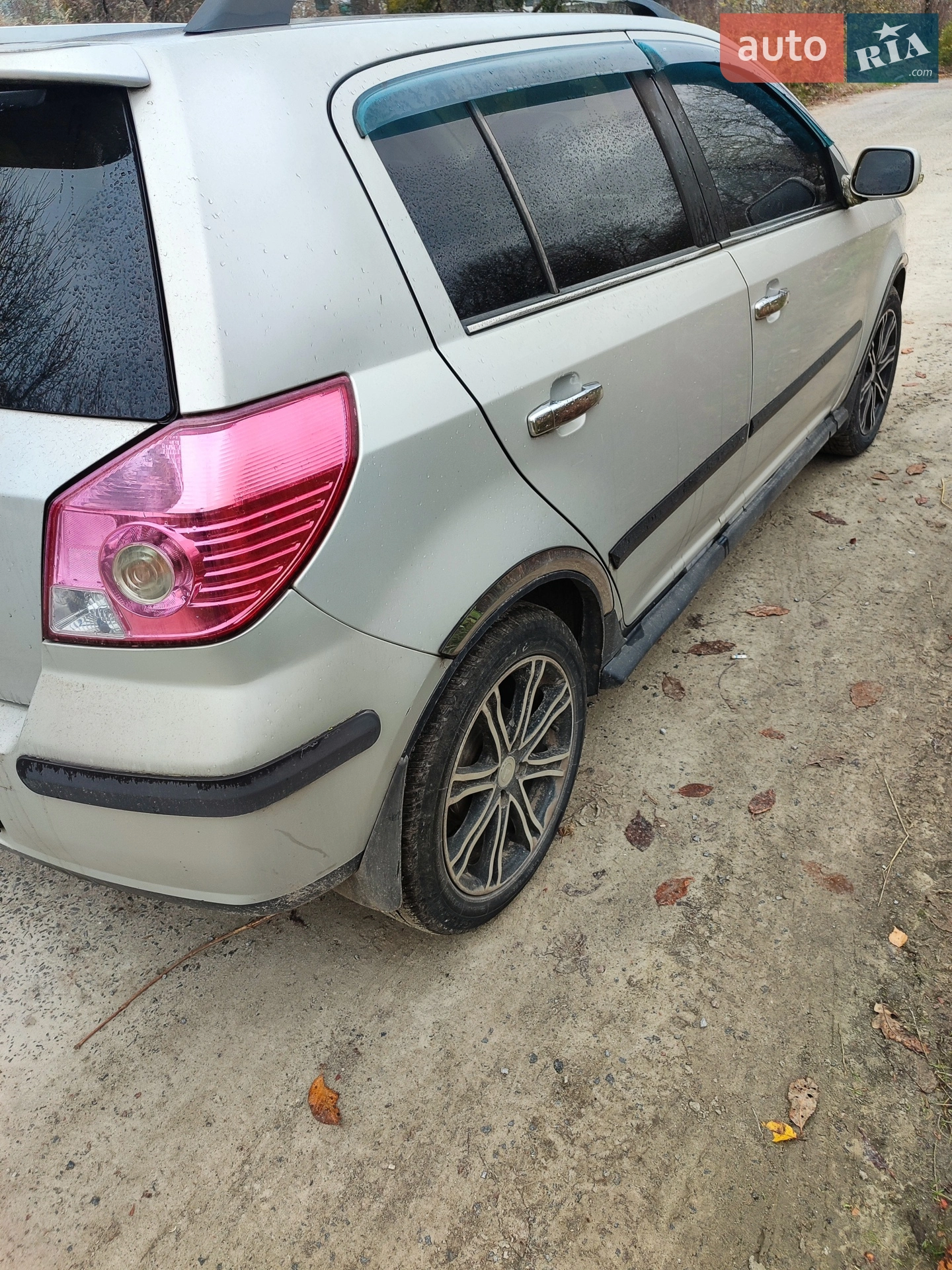 Geely MK Cross, 2014