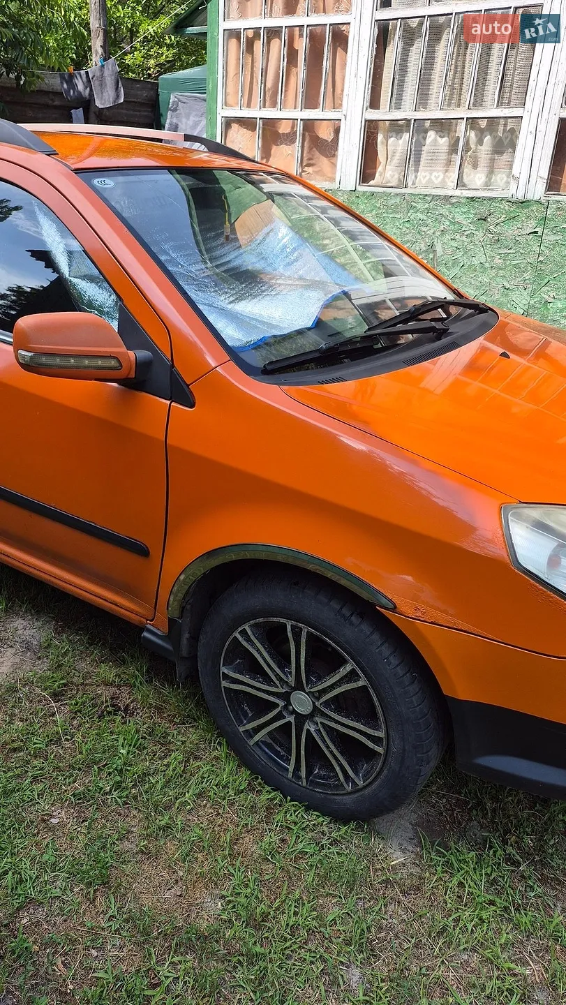 Geely MK Cross, 2012