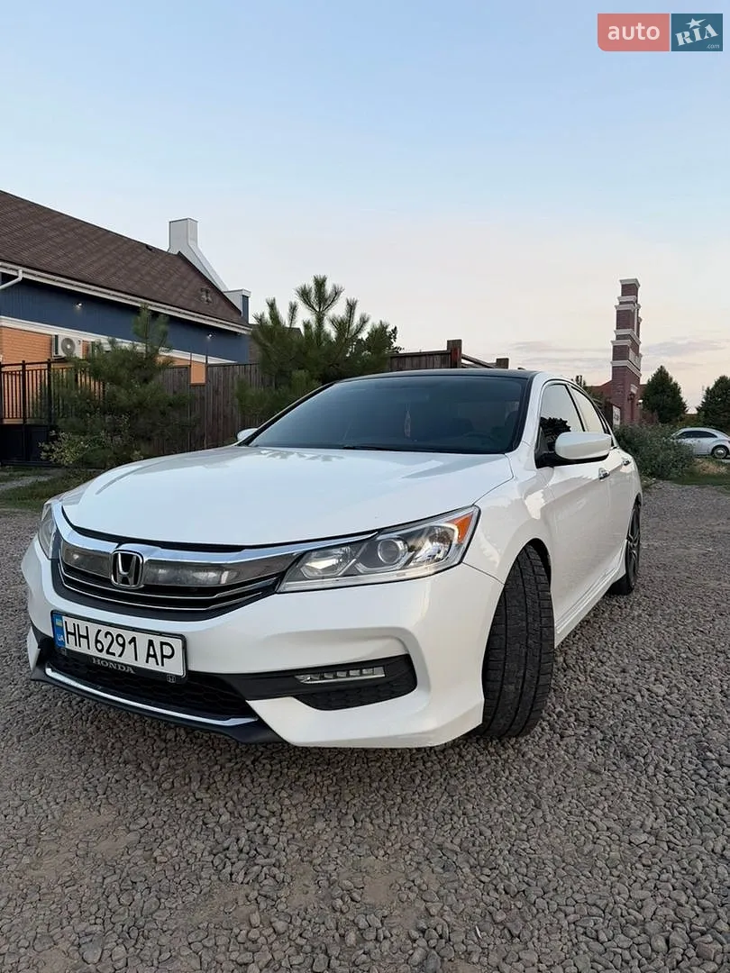 Honda Accord, 2016