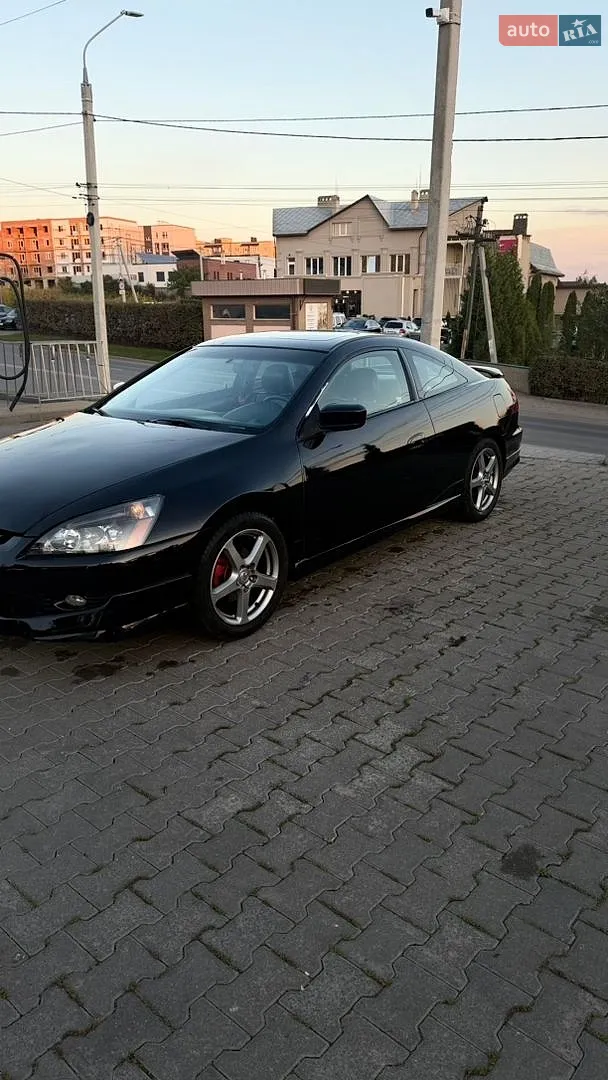 Honda Accord, 2005