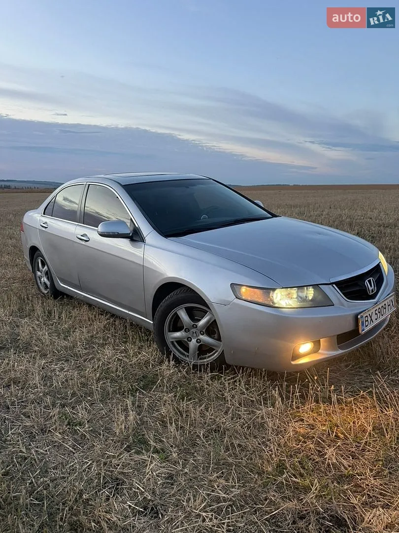 Honda Accord, 2004
