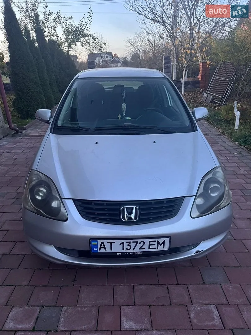 Honda Civic, 2004