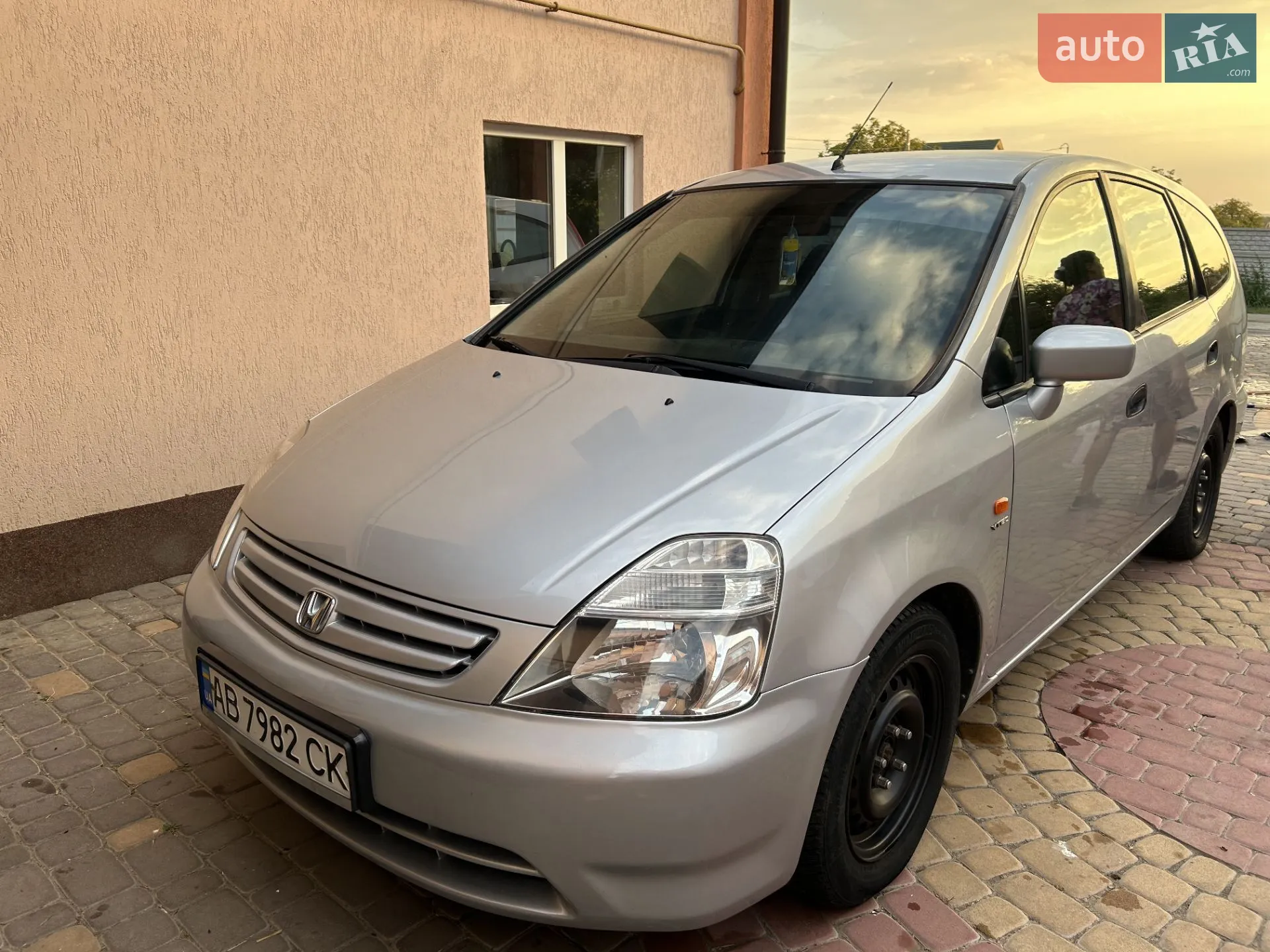 Honda Stream, 2002