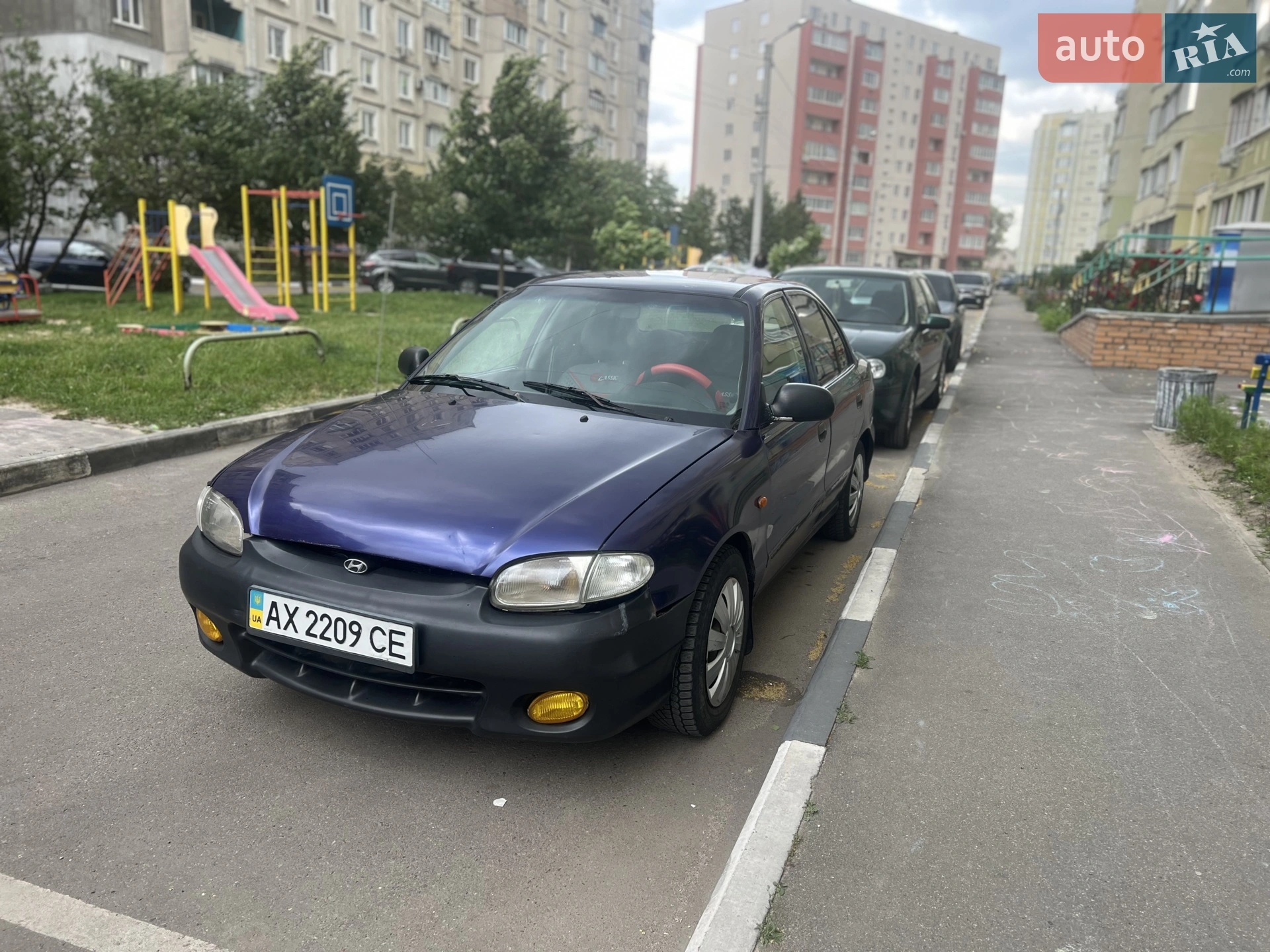 Hyundai Accent, 1998