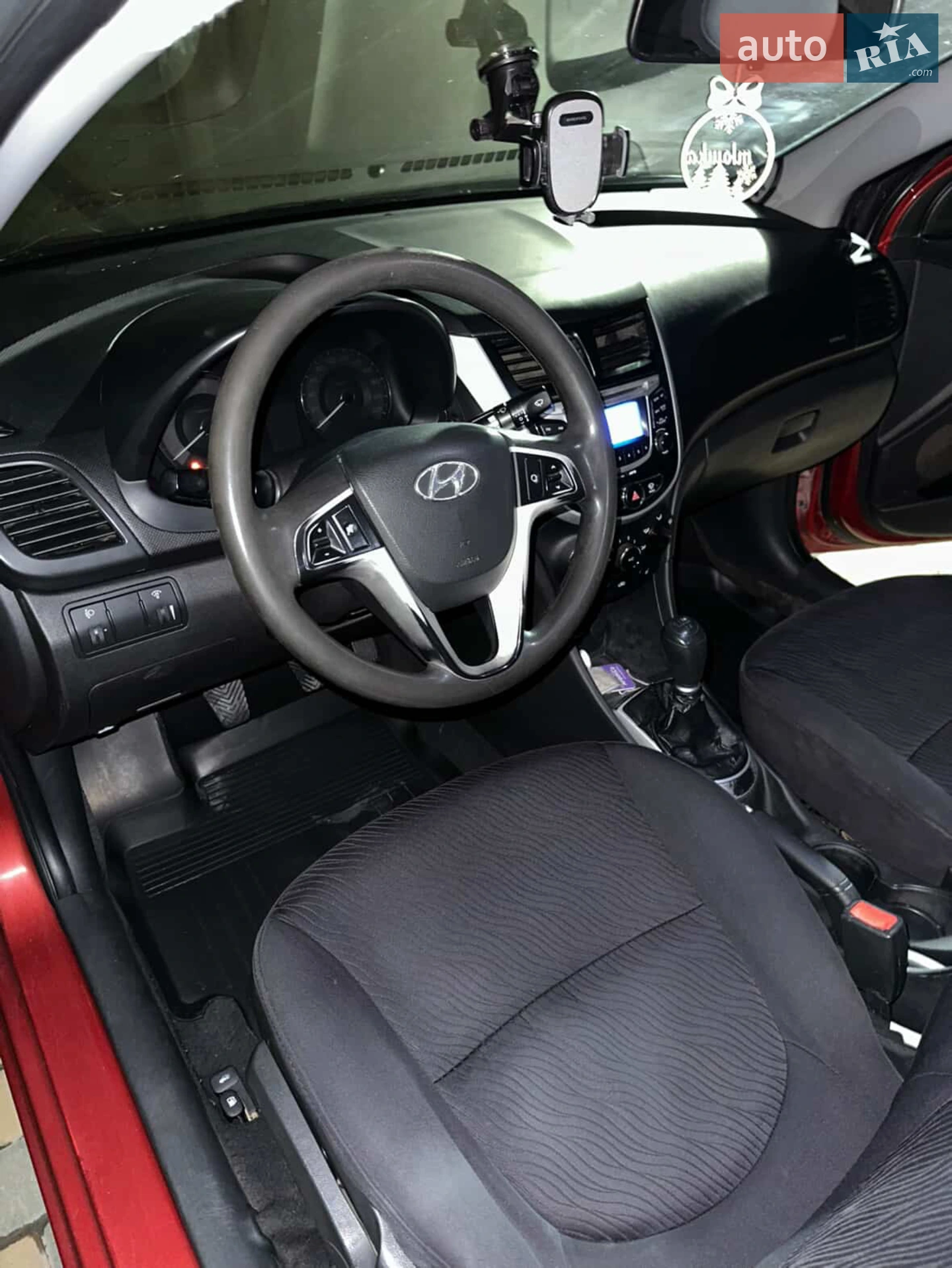 Hyundai Accent, 2012