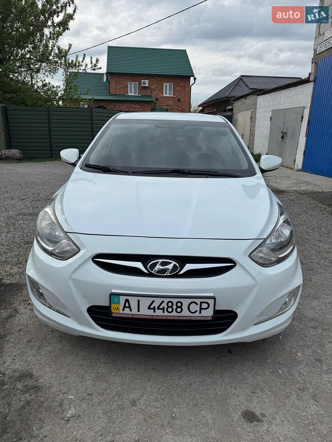 Hyundai Accent, 2011
