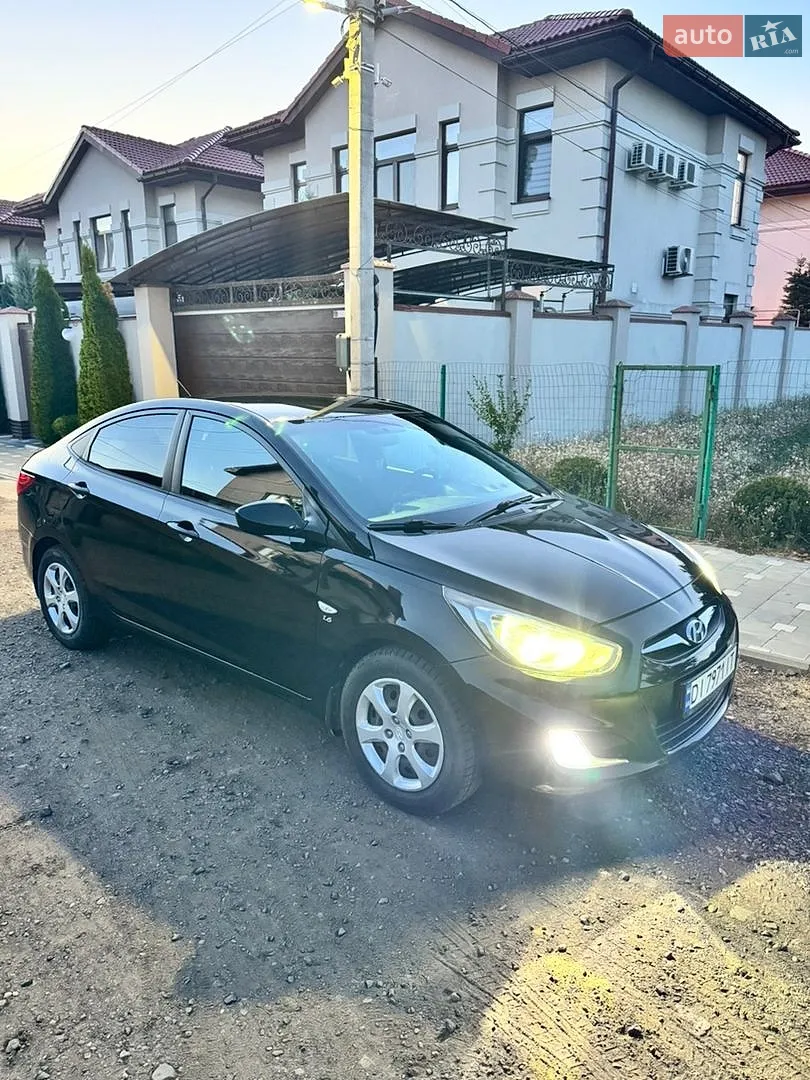 Hyundai Accent, 2013