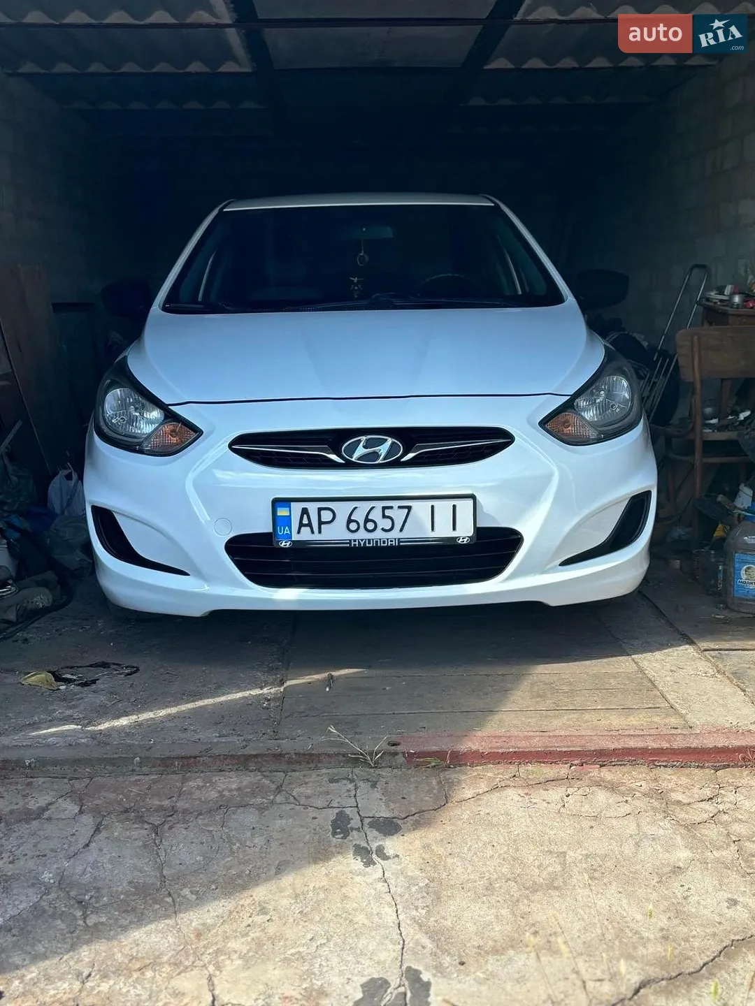 Hyundai Accent, 2011