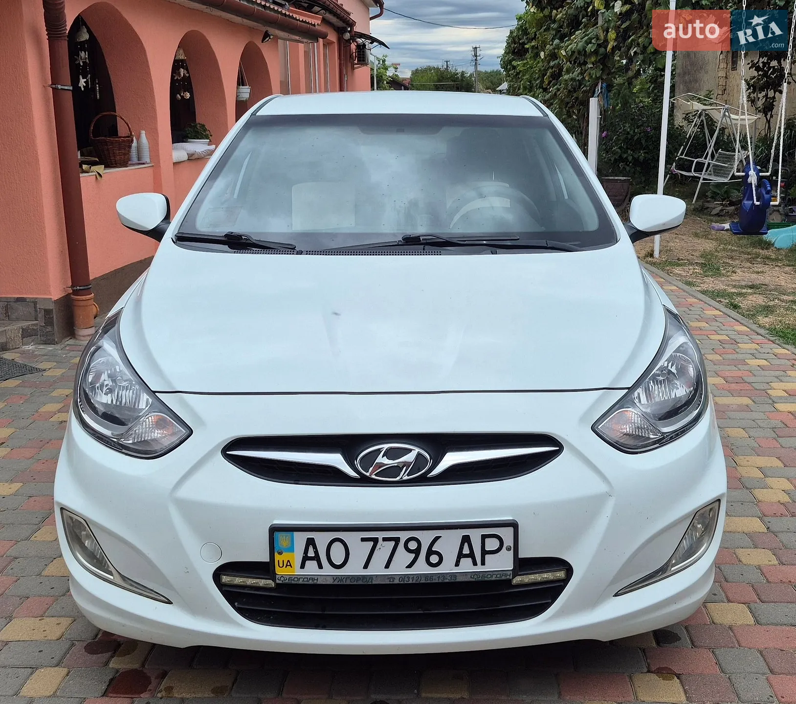 Hyundai Accent, 2012