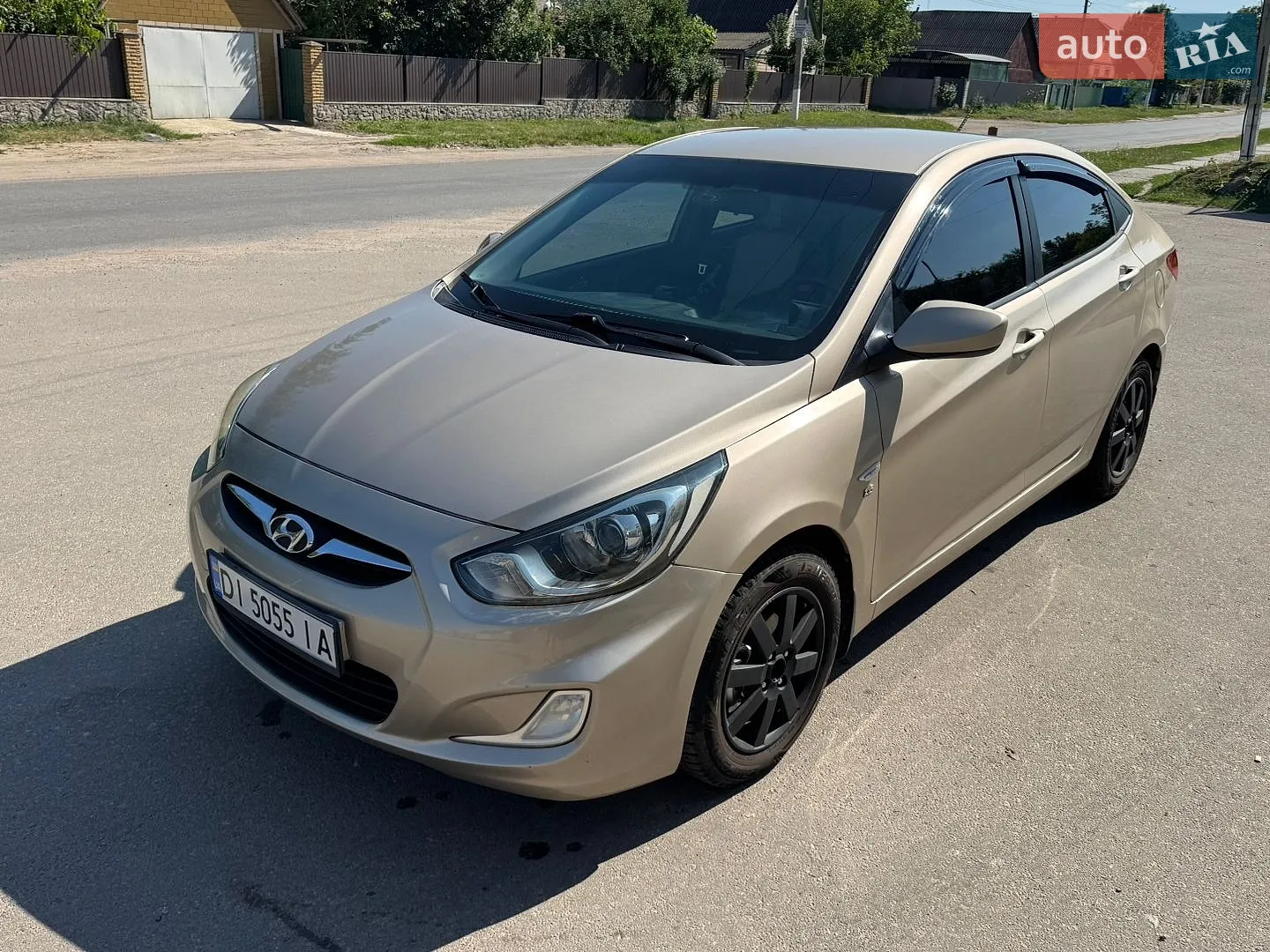 Hyundai Accent, 2011