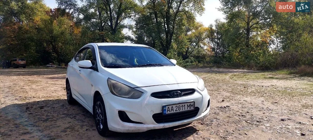 Hyundai Accent, 2013