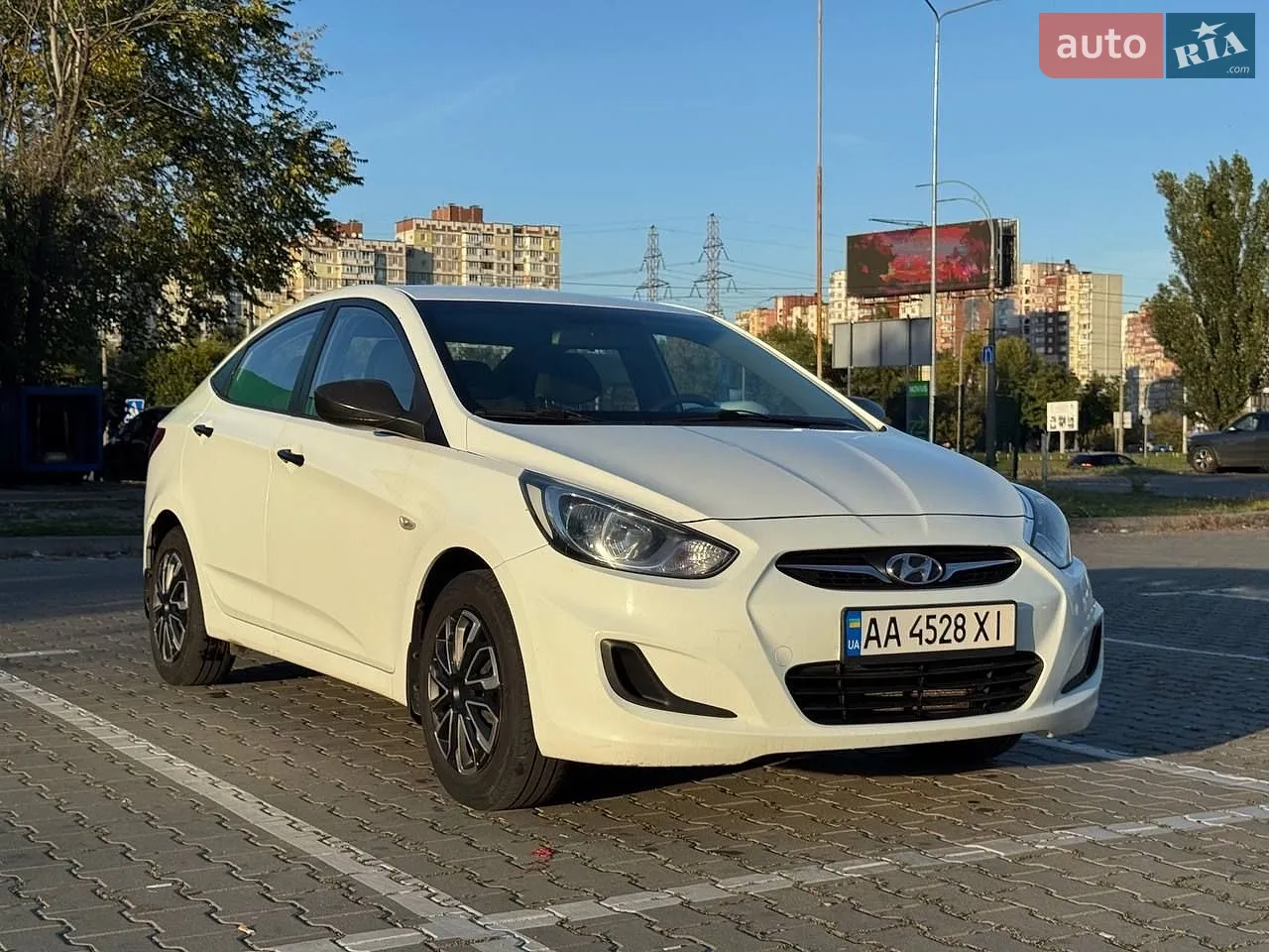 Hyundai Accent, 2013