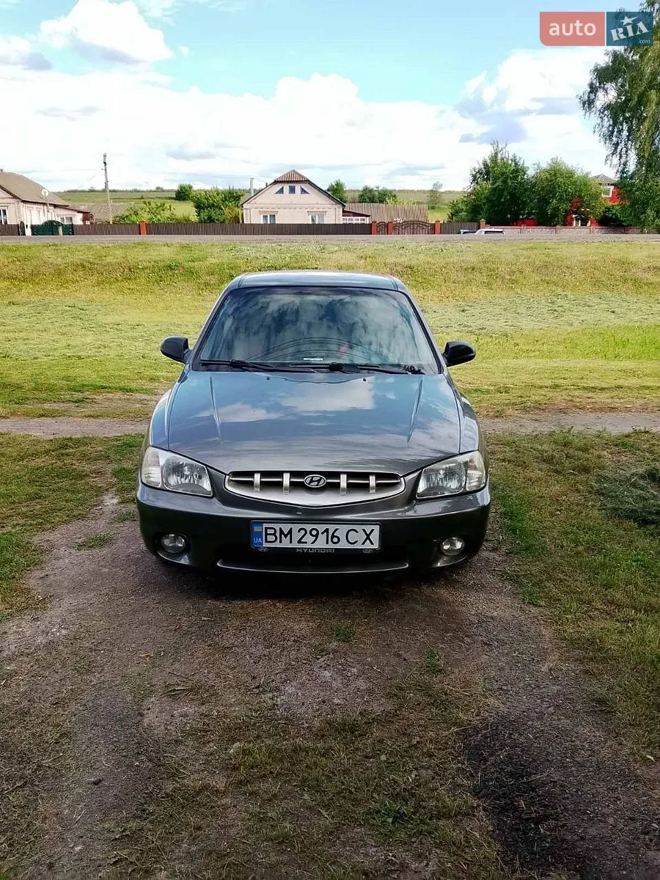 Hyundai Accent, 2001
