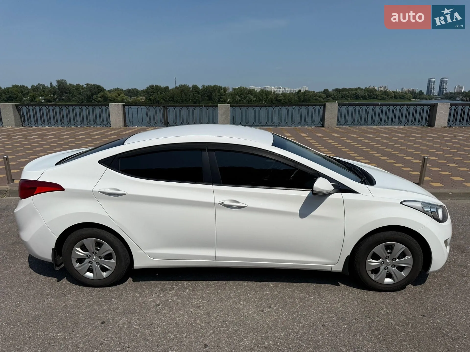Hyundai Elantra, 2013